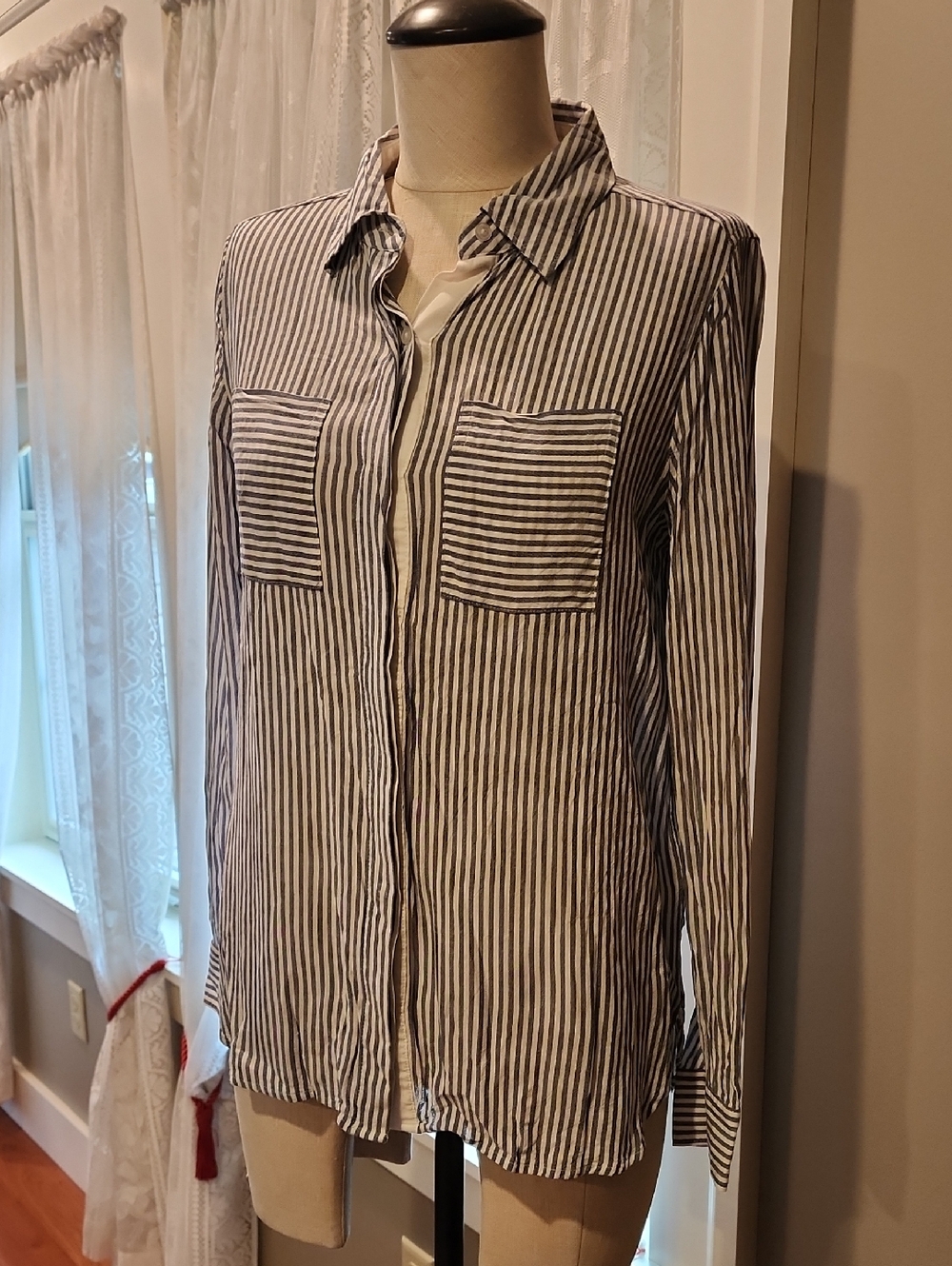 White House Black Market White and Navy Striped Blouse
